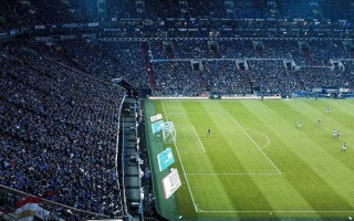 【海星体育网址】惊世骇波定乾坤！海于格绝世弧线击溃曼城，荣膺全场最佳