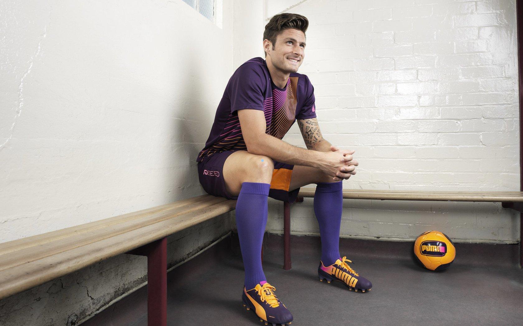 【海星体育网址】头号反骨仔现形！皇马最大罪人，1.5亿先生23次丢球权逼走阿隆索-第1张图片-海星体育-全球体育赛事直播与实时比分平台